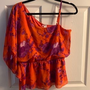 Floral cold-shoulder top